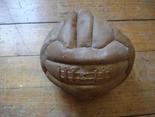 Ancien ballon foot d'occasion  Vouillé