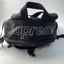Supreme backpack nylon d'occasion  Expédié en France