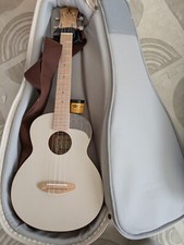 Ukulele tenor Anuenue Ut10 comprar usado  Enviando para Brazil