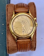 Montre réveil mécanique d'occasion  Saint-Aubin-du-Cormier