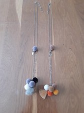 Lot sautoirs pompons d'occasion  Maulévrier