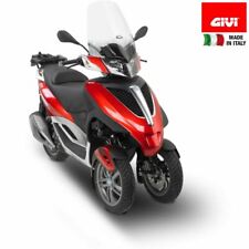 Parabrezza givi d5600st usato  Italia
