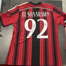 Maglia milan autografata usato  Nova Milanese