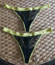 Strings 2 stück gebraucht kaufen Strings 2 stück gebraucht kaufen  Duisburg