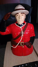Grand pot figurine d'occasion  Villeneuve-le-Roi