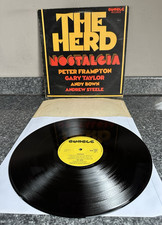 RARE VINYL LP THE HERD  NOSTALGIA PETER FRAMPTON 1972 UK 1ST PRESS  GEMP5001 VG+ comprar usado RARE VINYL LP THE HERD  NOSTALGIA PETER FRAMPTON 1972 UK 1ST PRESS  GEMP5001 VG+ comprar usado  Enviando para Brazil
