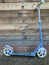 monopattino bambina decathlon usato monopattino bambina decathlon usato Scandicci