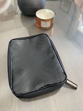 Grande trousse toilette d'occasion  Andeville
