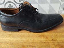 Paire chaussures homme d'occasion  Usson-en-Forez
