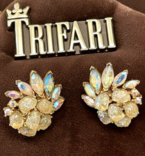 Orecchini trifari philippe usato Orecchini trifari philippe usato  Spedire a Italy