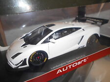 Aa81358 autoart lamborghini usato  Italia
