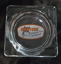 Cinzeiro Hooters quadrado de vidro impresso em tela vintage  comprar usado  Enviando para Brazil