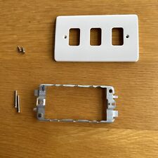 Three gang grid for sale  GLOUCESTER