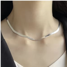 Elegante moderne halskette gebraucht kaufen  Eisenberg, Kerzenheim