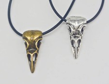 Collana ciondolo teschio usato Collana ciondolo teschio usato  Paderno Ponchielli