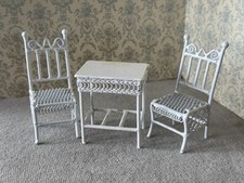 Mesa y sillas de metal blancas para casa de muñecas de 3 piezas segunda mano  Embacar hacia Mexico