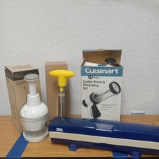 Kitchen gadget assorted for sale  Leakey