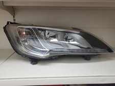 Faro anteriore destro usato  Nave
