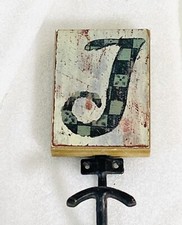 Cabide inicial J MDF madeira ferro hobby lobby 6” comprar usado  Enviando para Brazil