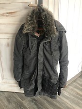 Schöner wintermantel jacke gebraucht kaufen Schöner wintermantel jacke gebraucht kaufen  Oschersleben (Bode)