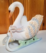 Beautiful white swan for sale  Bardstown