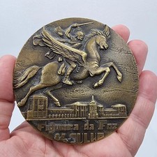 Medalha de Bronze / Mitologia Pégaso / Cavaleiro / Figueira Da Foz City / 19 de 300 comprar usado Medalha de Bronze / Mitologia Pégaso / Cavaleiro / Figueira Da Foz City / 19 de 300 comprar usado  Enviando para Brazil