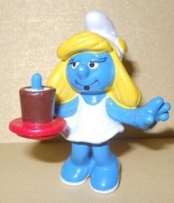 Puffi smurfs 20222 usato  Collegno