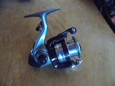 Carretel giratório Daiwa STRIKEFORCE 2500-B SUPER LIMPO 5/25 comprar usado  Enviando para Brazil