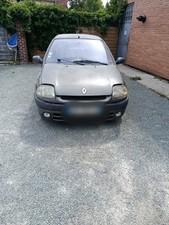 Renault clio annee d'occasion  Origny-Sainte-Benoite