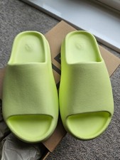 Slightly used yeezy for sale  CRAWLEY