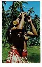 Jeune femme tahitienne d'occasion  Attigny