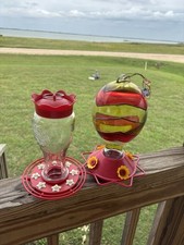 Lot two glass for sale  Palacios