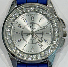 Relógio de pulso feminino Vivani moldura pavê tom prata Bling esfregão roxo precisa de bateria comprar usado Relógio de pulso feminino Vivani moldura pavê tom prata Bling esfregão roxo precisa de bateria comprar usado  Enviando para Brazil