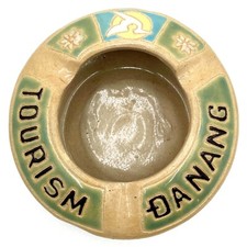 Cinzeiro vintage Danang turismo motivo onda pássaro azul bronzeado verde raro marcado "C3" comprar usado  Enviando para Brazil