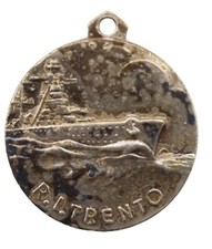 Medaglia nave trento usato  Sarzana