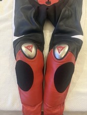 Tuta moto pelle usato  Due Carrare