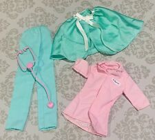 Barbie clothes bundle for sale  MANNINGTREE