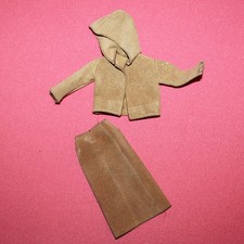 Tenue veste jupe d'occasion  Cerisy-la-Salle
