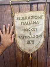 Gagliardetto federazione itali usato  Viareggio