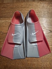 Nike schwimmflossen taucherflo gebraucht kaufen Nike schwimmflossen taucherflo gebraucht kaufen  Wismar-Umland