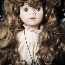 Haunted doll lilou gebraucht kaufen  Schongau