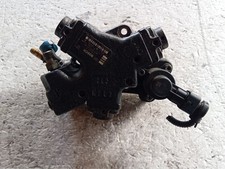 Pompa common rail usato  Italia