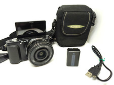 Fotocamera mirroless sony usato  Torino