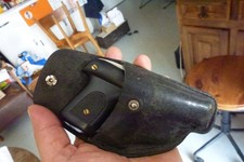 Couteau ancien automatique d'occasion  Clermont-Ferrand-