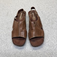 Naturalizer kidman sandals for sale  Muskegon