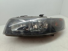Faro anteriore sinistro usato  Italia