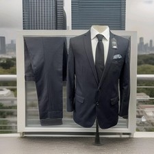 Zara man suit for sale  SANDWICH