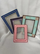 Lote de 4 marcos de fotos de lona de plástico hechos a mano varios tamaños y colores segunda mano  Embacar hacia Mexico