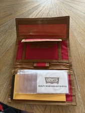 LEVI'S ACESSÓRIOS VINTAGE NOVO ESTOQUE ANTIGO VERMELHO NYLON TAMANHO COMPLETO CARTEIRA TALÃO DE CHEQUES comprar usado  Enviando para Brazil