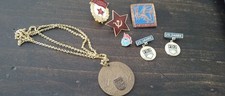 Lot pin médaille d'occasion  Marchiennes